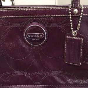 Coach Patent Leather Purse G1020-F15142